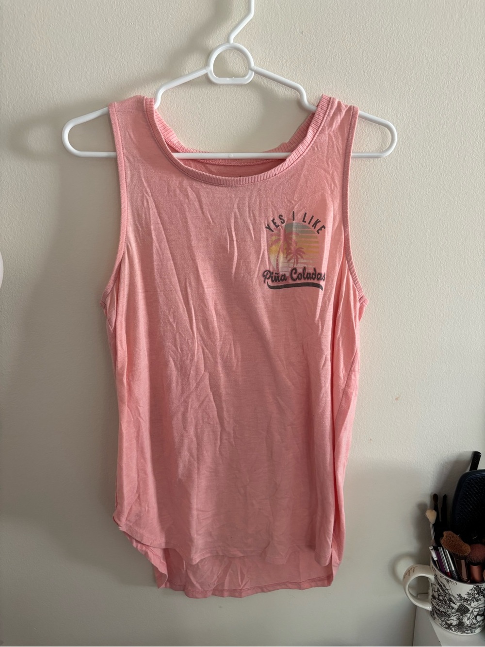 Pink Sleeveless Graphic Tank Top - Piña Colada Print